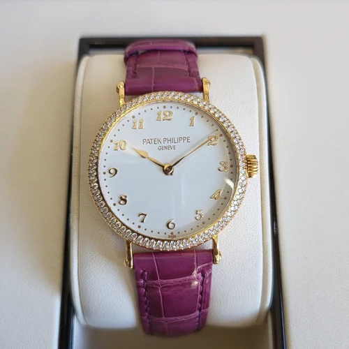 Patek Philippe Calatrava 7200/200R - Image 2