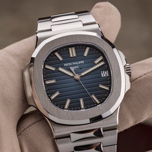Buy Patek Philippe Nautilus 5711/1A-010 - Image 3