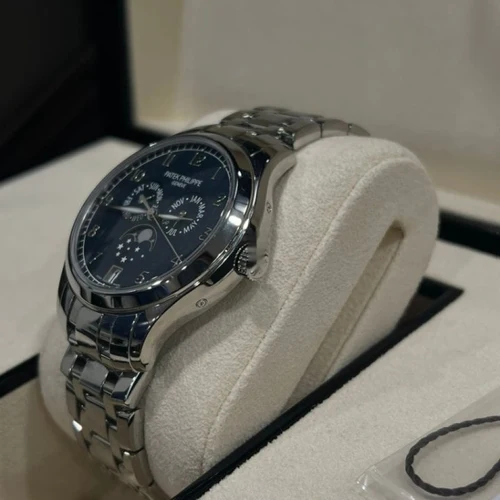 Patek Philippe 4947/1A Annual Calendar Moon Phase - Image 3