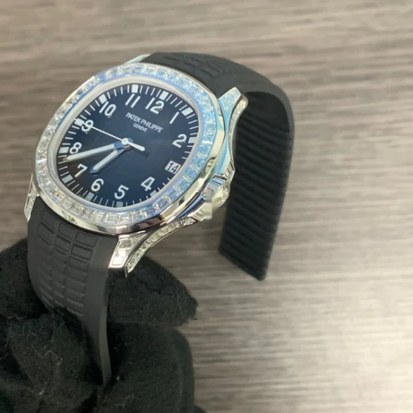 Patek Philippe Aquanaut 5167/300G - Image 2