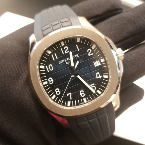 Patek Philippe Aquanaut 5168G White Gold - Image 2