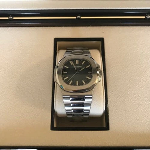 Patek Philippe Nautilus 5711/1A For Sa